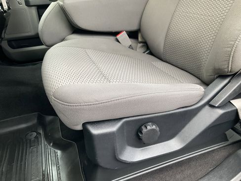 Used 2020 Ford F150 XLT image 20