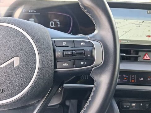 Used 2023 Kia Sportage EX FWD image 18