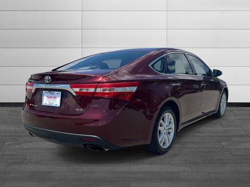 Used 2014 Toyota Avalon XLE Premium FWD image 3