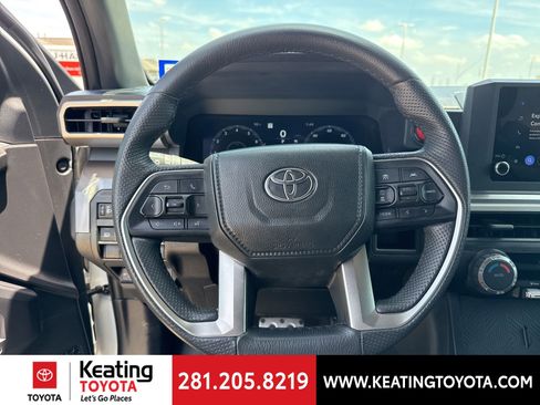 Used 2024 Toyota Tacoma TRD Sport AWD/4WD image 17