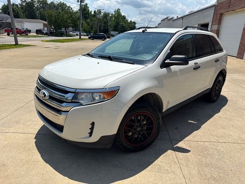 Used 2013 Ford Edge SE FWD image 1