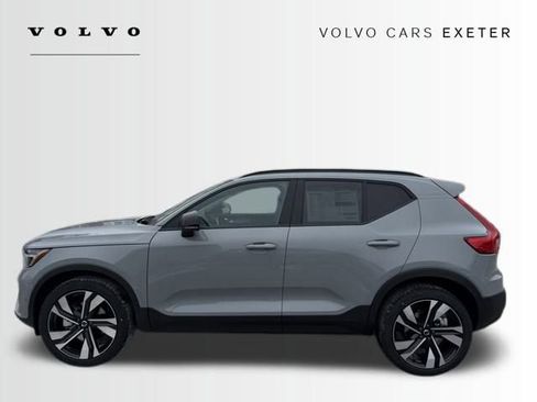 New 2026 Volvo XC40 B5 Ultra w/ Climate Package image 2
