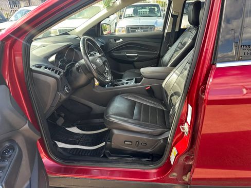Used 2018 Ford Escape SEL w/ Ford Safe & Smart Package AWD/4WD image 6