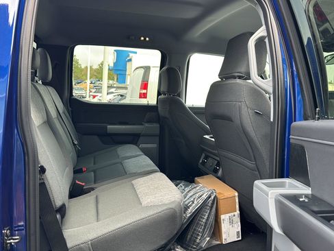 New 2026 Ford F250 XLT w/ XLT Premium Package AWD/4WD image 16
