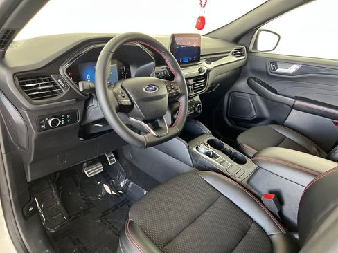 Used 2024 Ford Escape ST-Line w/ Equipment Group 301A FWD image 19