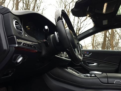 Used 2020 Mercedes-Benz S 560 4MATIC Sedan image 31