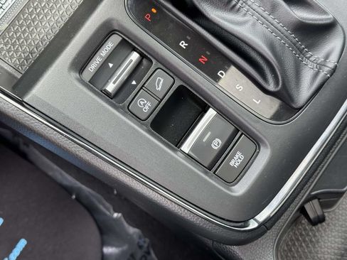 Used 2023 Honda CR-V EX-L image 29
