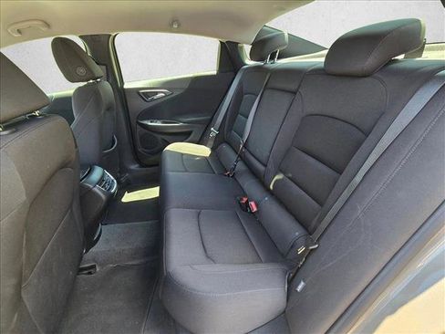 Used 2023 Chevrolet Malibu LT FWD image 17