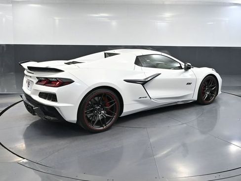 Used 2023 Chevrolet Corvette Z06 image 4
