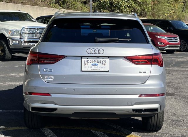 Used 2022 Audi Q3 2.0T Premium w/ Convenience Package AWD/4WD image 5
