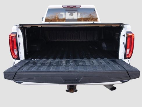 Used 2020 GMC Sierra 2500 AT4 w/ Technology Package image 21