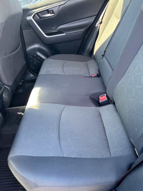 Used 2021 Toyota RAV4 XLE AWD/4WD image 13
