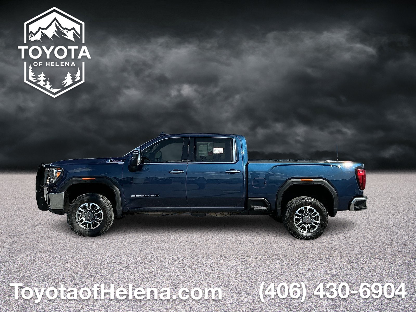 Used 2022 GMC Sierra 2500 SLT w/ SLT Convenience Package AWD/4WD image 2