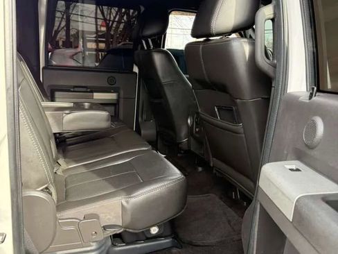 Used 2011 Ford F350 Lariat w/ Lariat Interior Pkg image 9