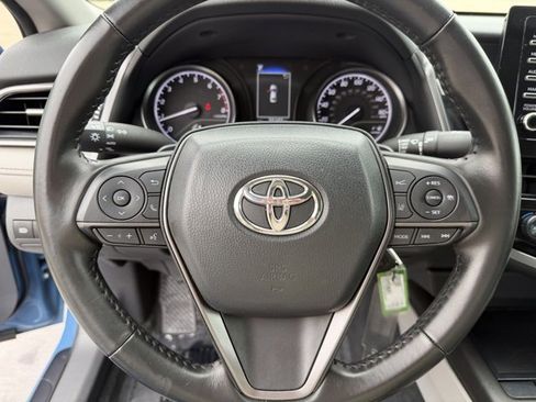 Used 2024 Toyota Camry SE image 13