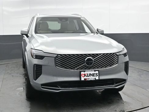 Used 2026 Volvo XC90 B6 Ultra w/ Protection Package Premier image 5