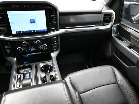 Used 2021 Ford F150 Lariat image 37