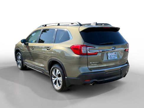 Used 2023 Subaru Ascent Premium w/ Convenience Package AWD/4WD image 3