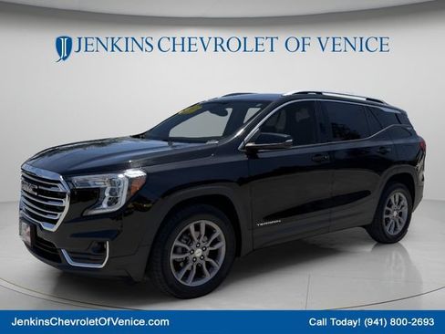 Used 2023 GMC Terrain SLT AWD/4WD image 11