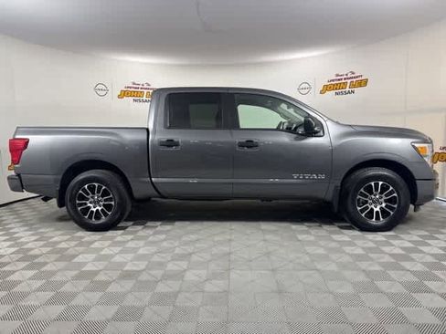 Used 2024 Nissan Titan SV w/ Accessory Utility Package image 7