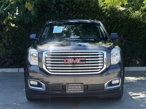Used 2017 GMC Yukon SLT AWD/4WD image 2