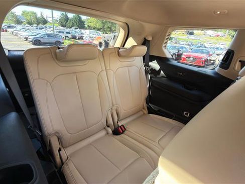 Used 2021 Jeep Grand Cherokee L Limited AWD/4WD image 18