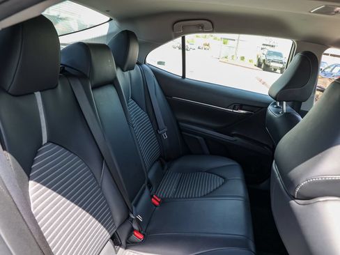 Used 2024 Toyota Camry SE FWD image 18