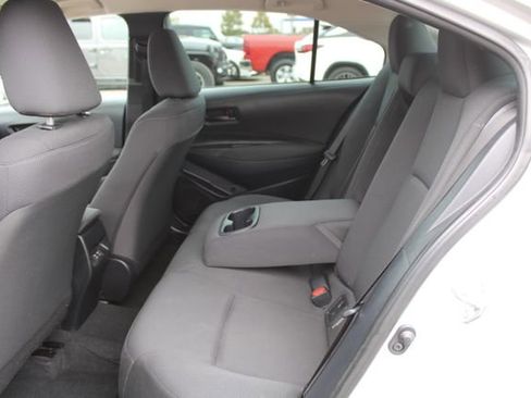 Used 2024 Toyota Corolla LE FWD image 28