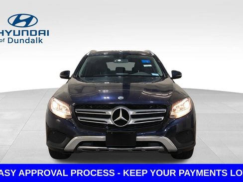 Used 2018 Mercedes-Benz GLC 300 4MATIC w/ Premium Package image 5