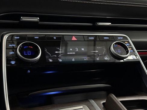 Used 2024 Genesis GV80 3.5T image 17