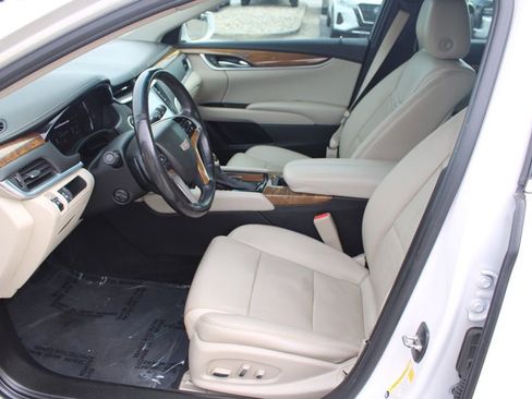 Used 2018 Cadillac XTS Luxury image 15