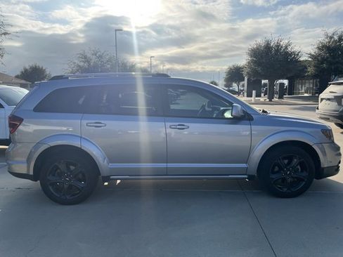 Used 2019 Dodge Journey Crossroad image 10
