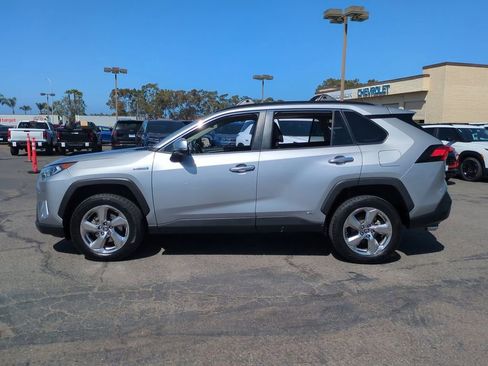 Used 2020 Toyota RAV4 Limited w/ All Weather Liner Package AWD/4WD image 5