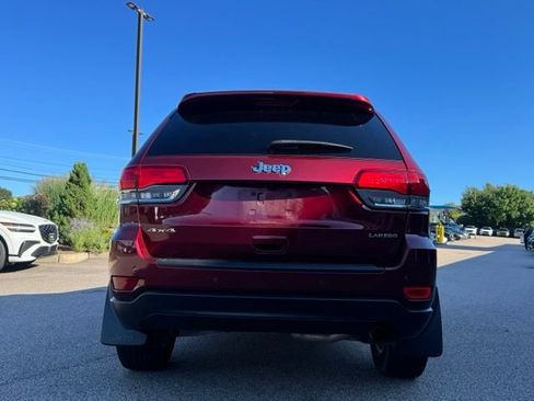 Used 2020 Jeep Grand Cherokee Laredo AWD/4WD image 6