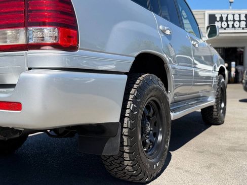 Used 2006 Lexus LX 470 4WD image 29