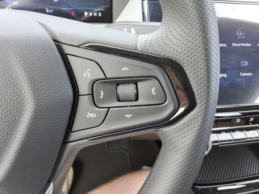 New 2027 Chevrolet Bolt LT FWD image 24