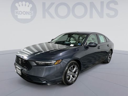 Used 2025 Honda Accord EX-L image 1