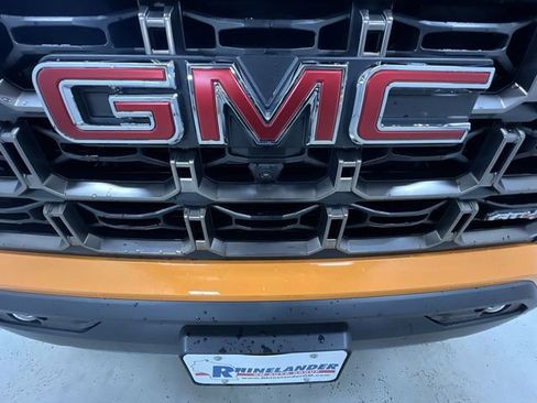 New 2025 GMC Canyon AT4 w/ AT4X Package image 32