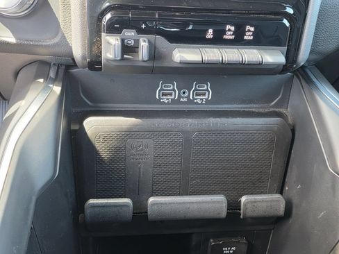 Used 2025 RAM 1500 Laramie w/ Sport Appearance Package AWD/4WD image 26