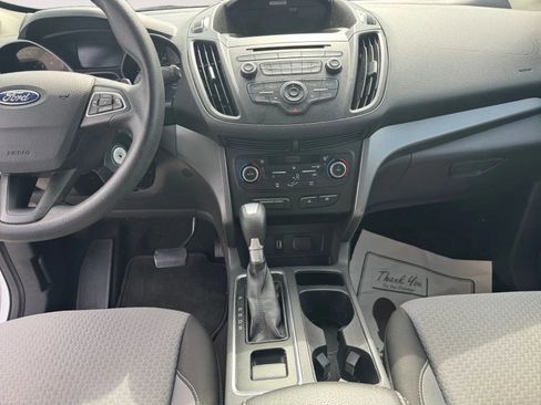 Used 2017 Ford Escape SE AWD/4WD image 12