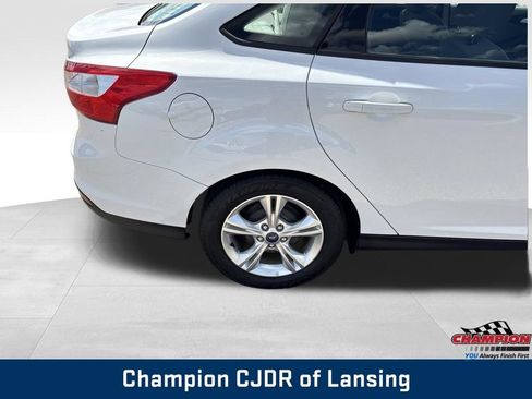 Used 2014 Ford Focus SE FWD image 27