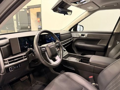 Used 2025 Hyundai Santa Fe XRT AWD/4WD image 11