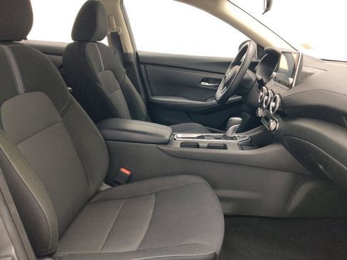 Used 2025 Nissan Sentra SV FWD image 21