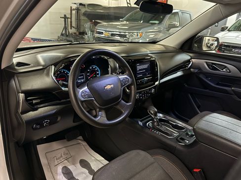 Used 2021 Chevrolet Traverse LS w/ LPO, Blackout Package image 33
