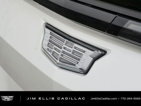 Used 2024 Cadillac Lyriq Sport AWD/4WD image 35