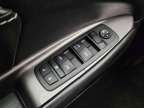 Used 2020 Dodge Journey Crossroad FWD image 27