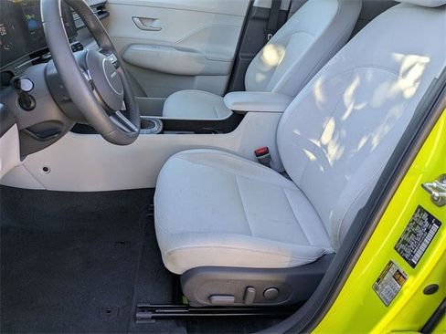 Certified 2025 Hyundai Kona SEL image 12