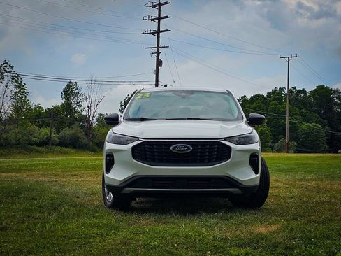 Used 2023 Ford Escape Active AWD/4WD image 8