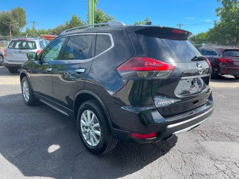 Used 2018 Nissan Rogue SV AWD/4WD image 5