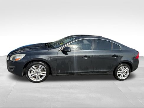 Used 2013 Volvo S60 T6 AWD/4WD image 2